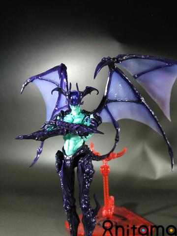 恶魔人COS飞鸟形态拍摄技巧，如何在拍摄时充分展现飞鸟角色的独特气质